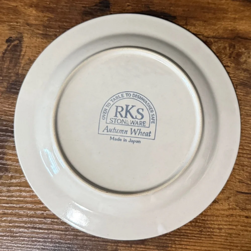 RKS STONEWARE Autumn Wheat Plates (2)